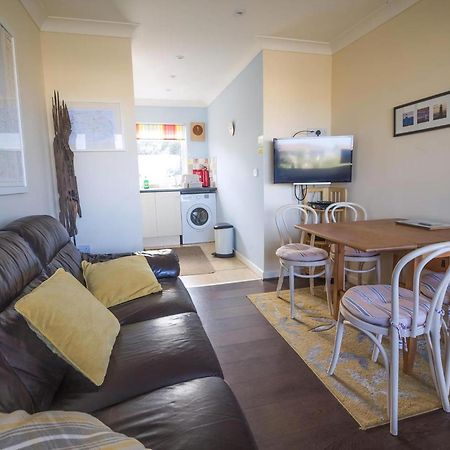 Chalet For Hire At Rainbows End Near A Beautiful Norfolk Beach Ref 31039R Bacton  Buitenkant foto