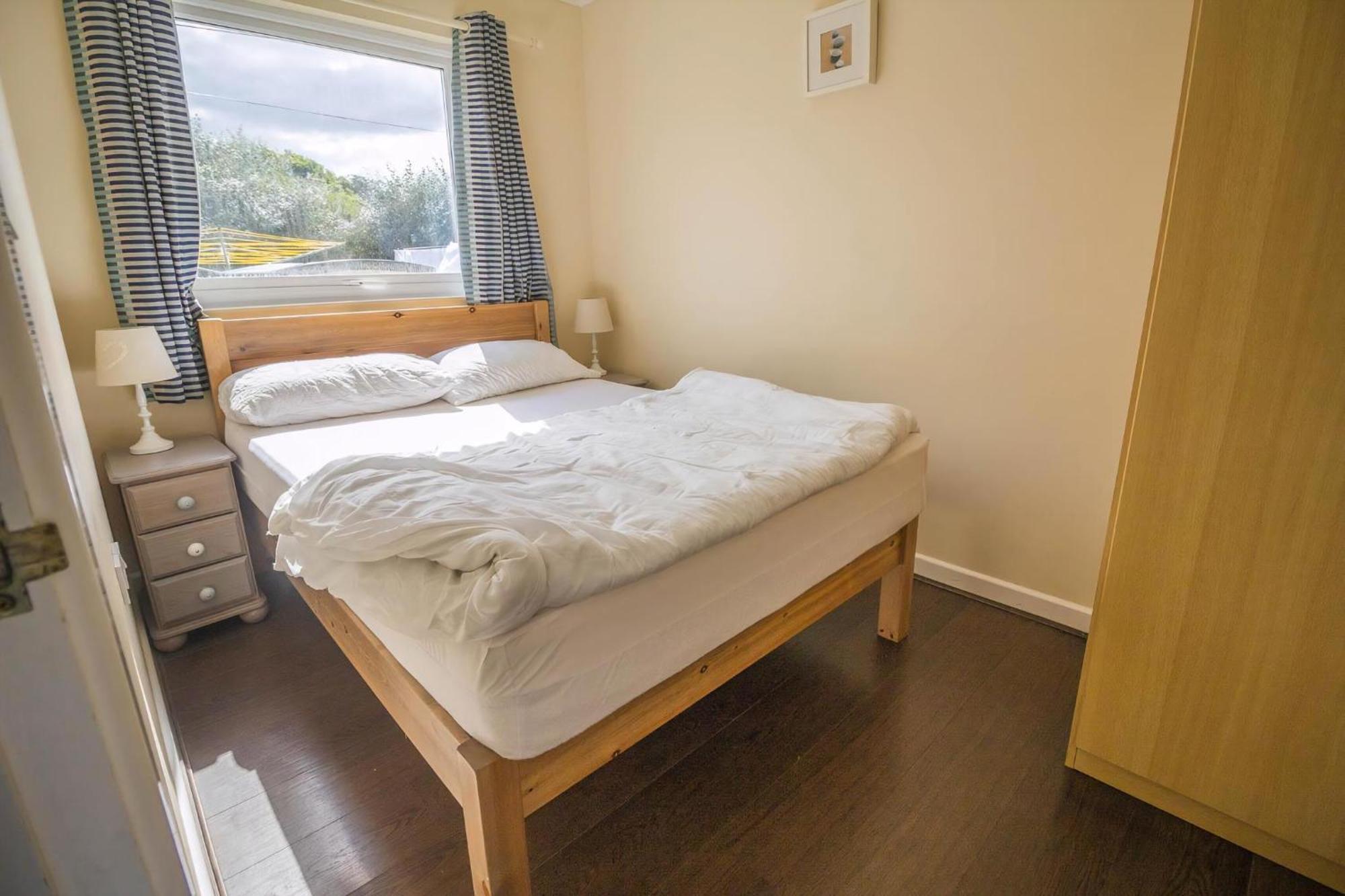 Chalet For Hire At Rainbows End Near A Beautiful Norfolk Beach Ref 31039R Bacton  Buitenkant foto